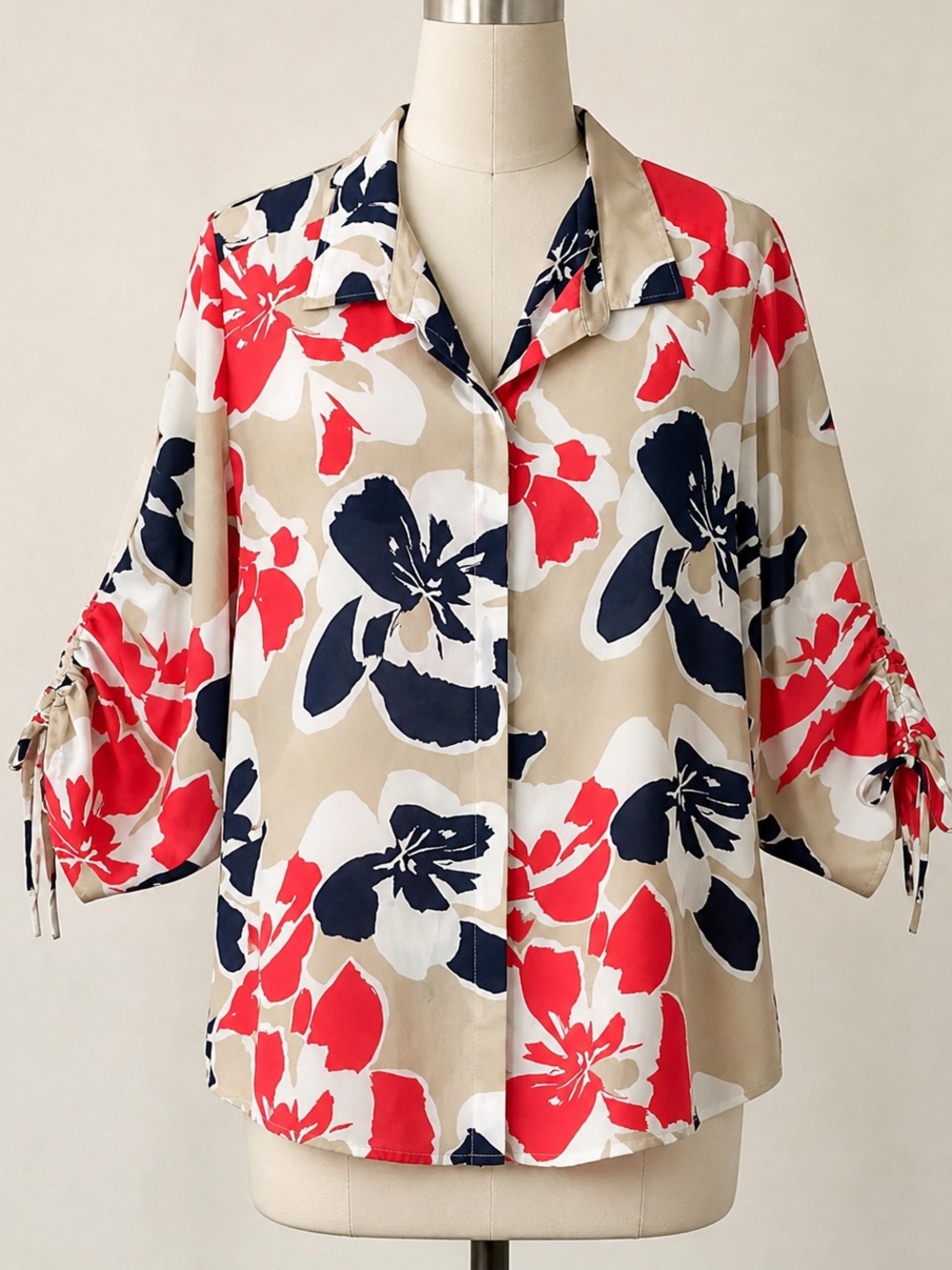 CHICO'S Floral Blouse‎ Button Up Shirt XL Career Office Work Travel Capsule